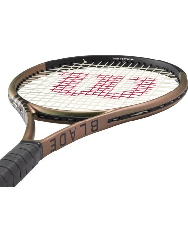Wilson Blade 100 V8.0 2022 Tennis Racket 