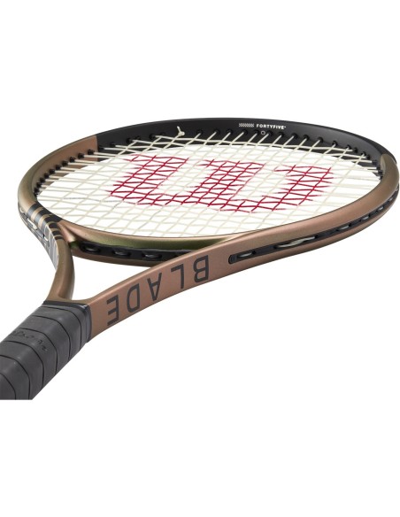 Wilson Blade 100 V8.0 2022 Tennisschläger 